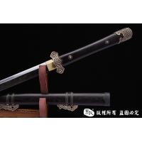 回纹唐刀 采用“粗中有细”工艺制作