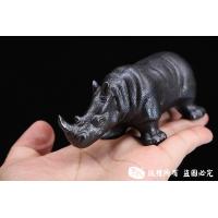 犀牛-铁制实心打造