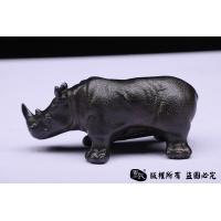 犀牛-铁制实心打造
