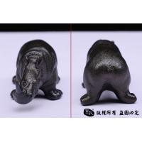 犀牛-铁制实心打造