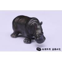 犀牛-铁制实心打造
