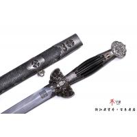 古铁装乾坤剑