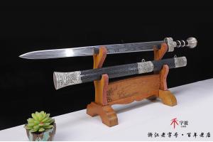 麒麟山水陨铁剑-查长伟大师作品