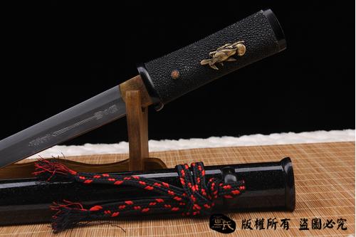 精品扭转纹肋差（武士小刃）