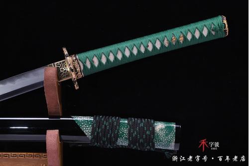 鎏金银精品武士刀