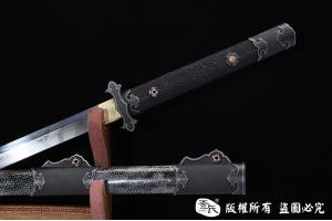 素铁错银唐刀 查长伟一等奖作品