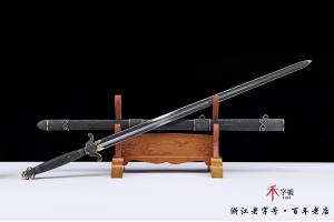 5643